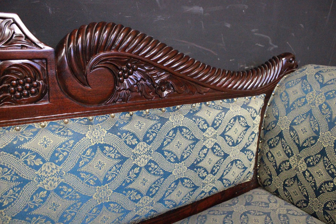 013_sofa_divano_3_posti_3P_three_seater_a_barca_legno_intarsiato_wood_tessuto_cloth_12