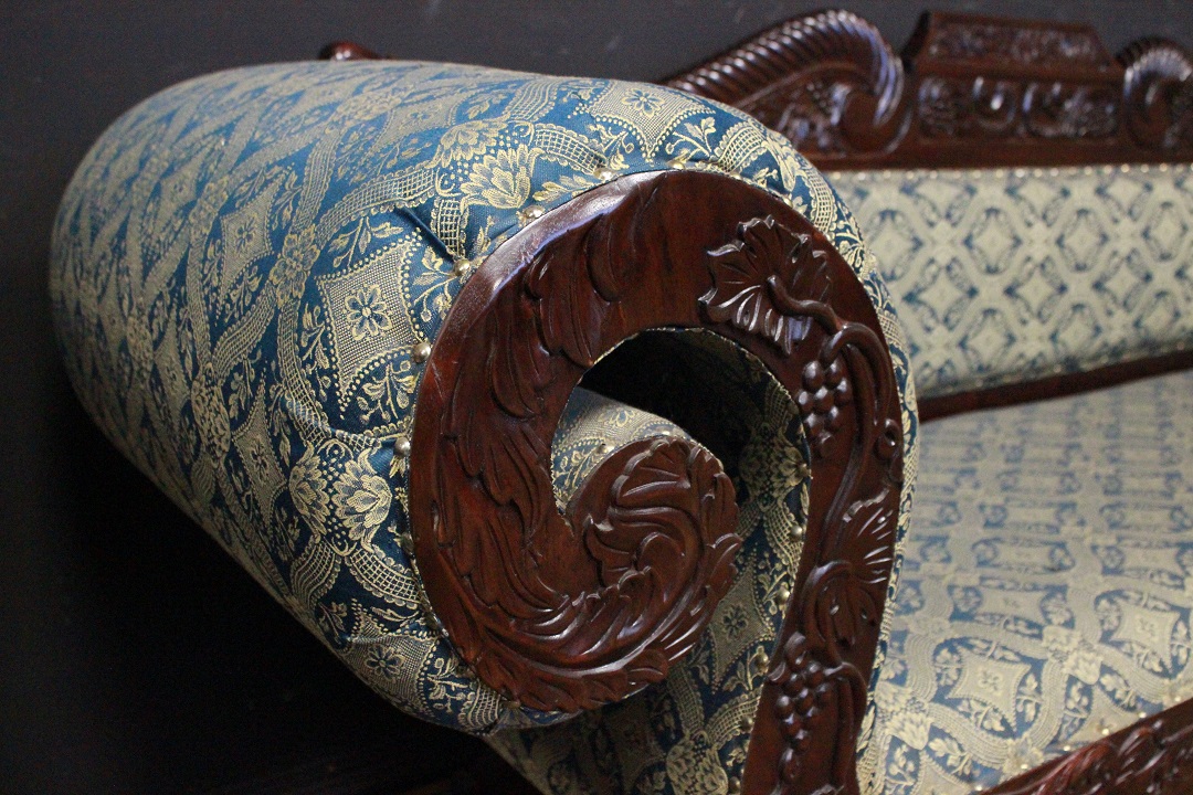 013_sofa_divano_3_posti_3P_three_seater_a_barca_legno_intarsiato_wood_tessuto_cloth_6