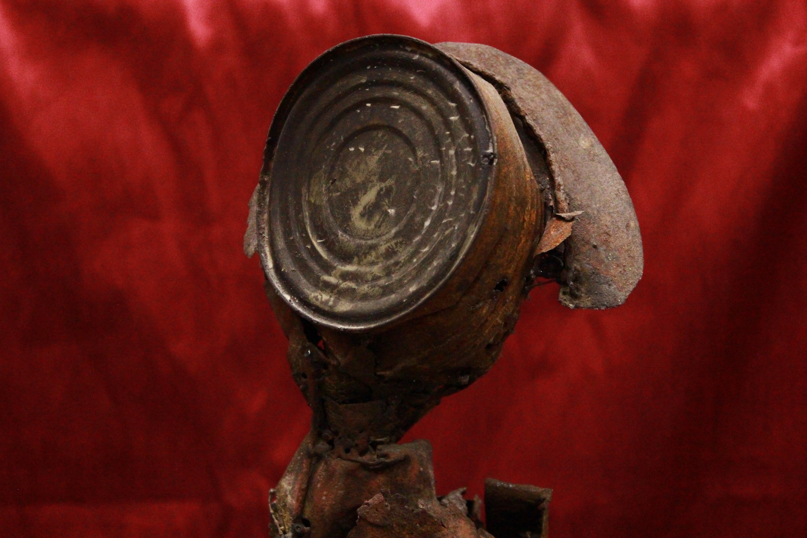105_scultura_statua_francese_ferro_materiali_recupero_sculpture_statue_arte_french_art_iron_7.jpg