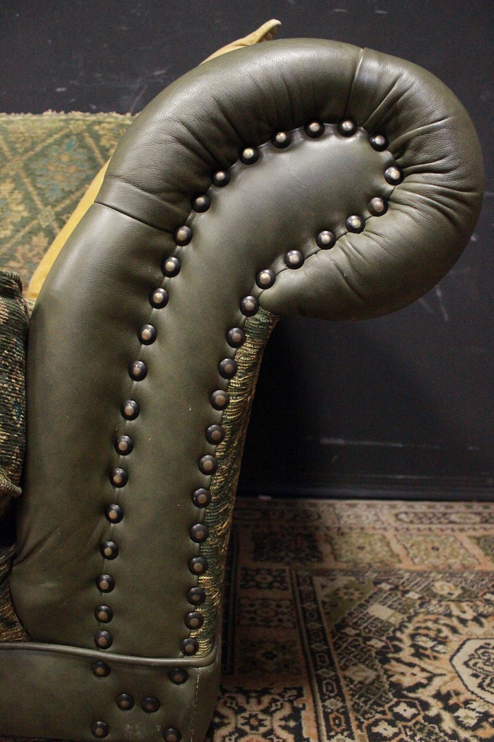 195_Poltrona_Armchair_Chester_Chesterfield_club_leather_pelle_tessuto_cloth_verde_oliva_green_originale_original_Brescia_Roncadelle_english_inglese_UK_1