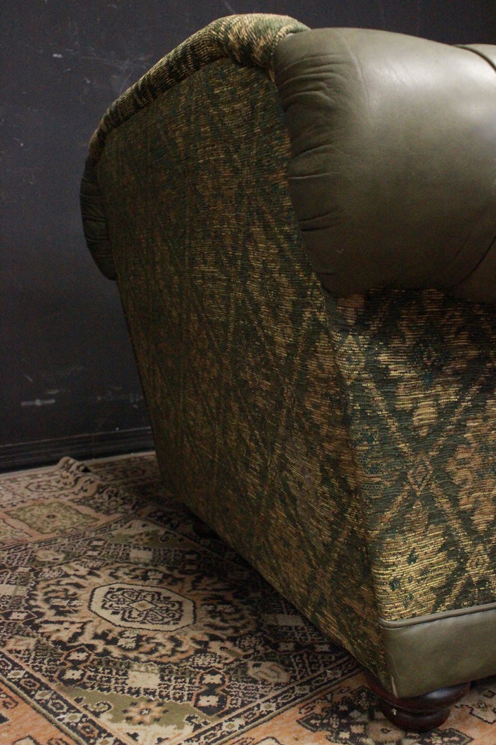 195_Poltrona_Armchair_Chester_Chesterfield_club_leather_pelle_tessuto_cloth_verde_oliva_green_originale_original_Brescia_Roncadelle_english_inglese_UK_9
