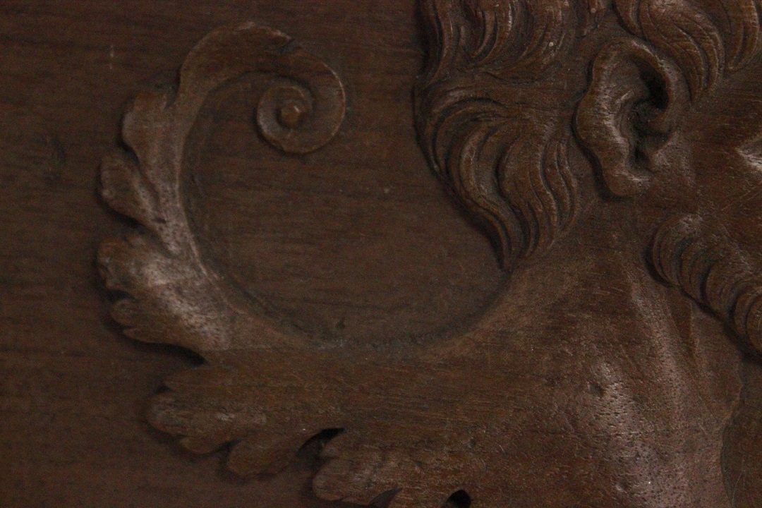 206_fregi_legno_scuro_due_2_lavorato_decorazioni_seconda_metà_Novecento_italiani_Italia_ITA_8