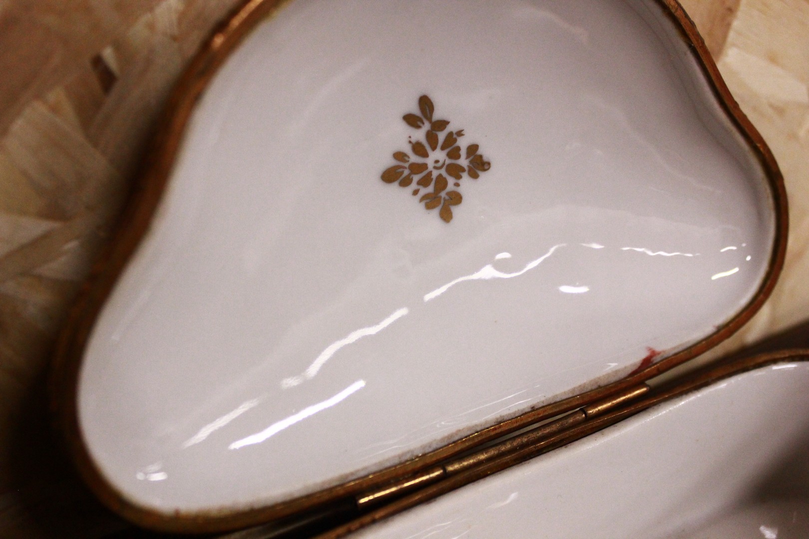 207_portagioie_jewel_case_scatola_porcellana_porcelain_10.jpg