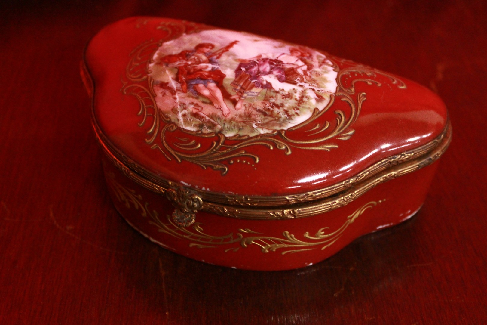 207_portagioie_jewel_case_scatola_porcellana_porcelain_6.jpg