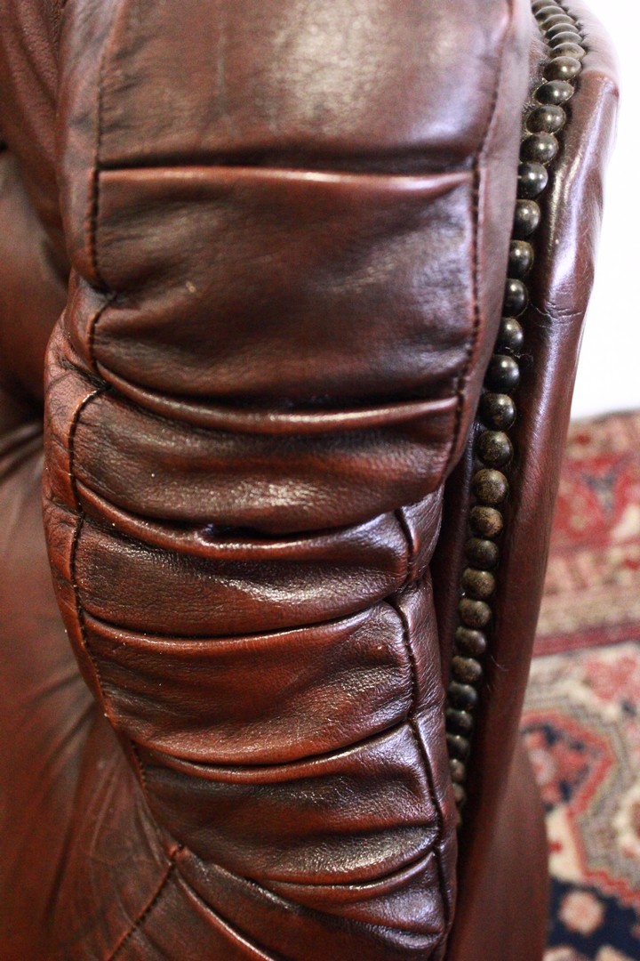 711_chester_chesterfield_bergere_poltrona_armchair_marrone_brown_leather_pelle_originale_original_english_inglese_6.jpg