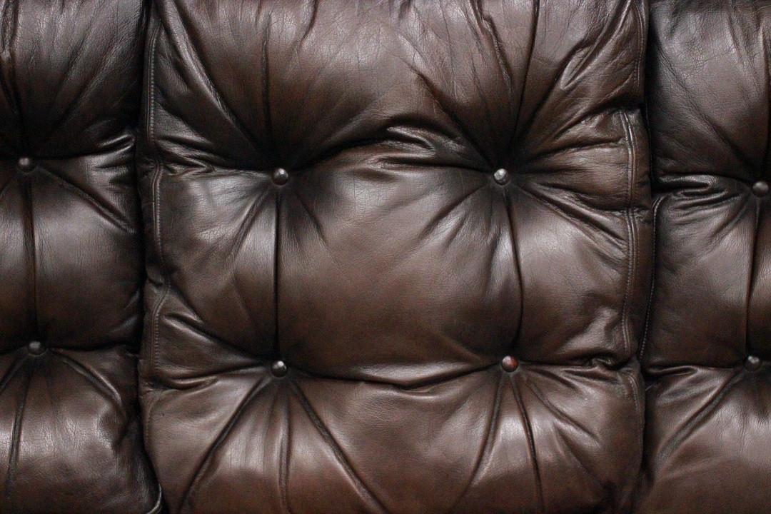 741_Divano_Sofa_bergere_3P_tre_posti_three_seaters_leather_pelle_marrone_terra_brown_originale_original_Brescia_Roncadelle_english_inglese_UK_2
