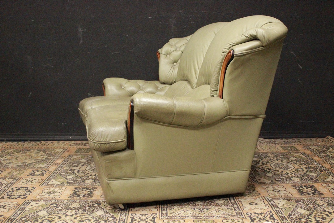 748_divano_sofa_chesterfield_2_two_due_posti_verde_green_inglese_english_pelle_leather_originale_original_bergere_3