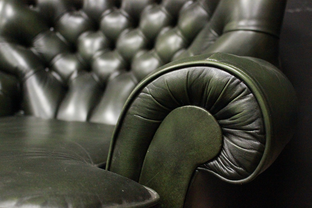 762_Poltrona_Armchair_Chester_Chesterfield_bergere_leather_pelle_verde_cromo_green_originale_original_Brescia_Roncadelle_english_inglese_UK_2