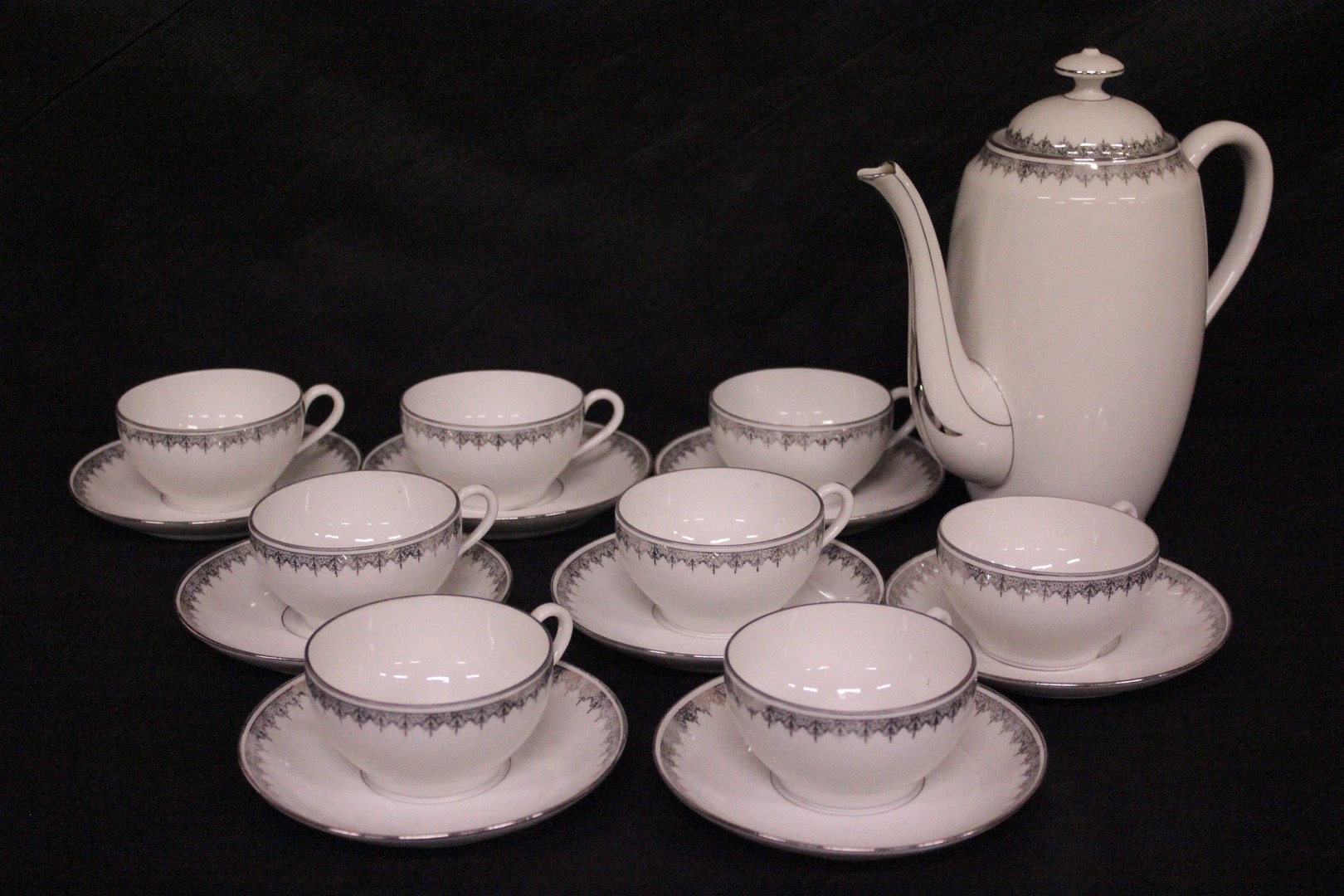 225_servizio_the_tea_tè_tazzine_teiera_porcellana_limoges_francese_french_porcelain.jpg