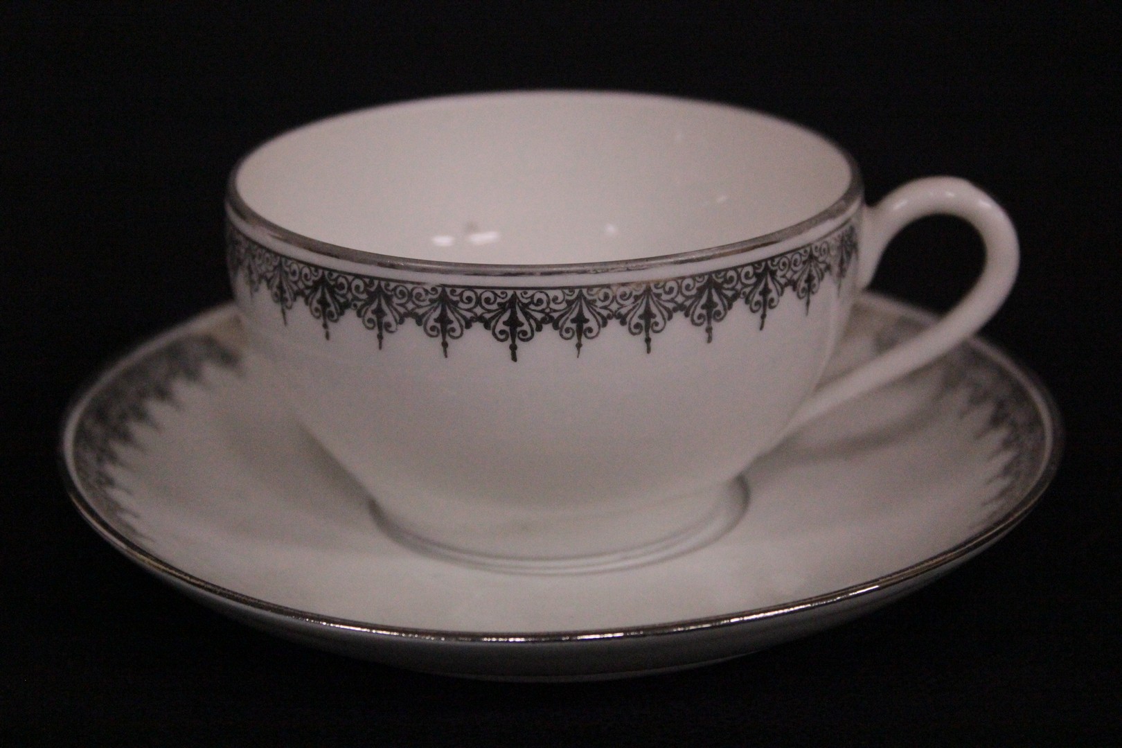 225_servizio_the_tea_tè_tazzine_teiera_porcellana_limoges_francese_french_porcelain_4.jpg