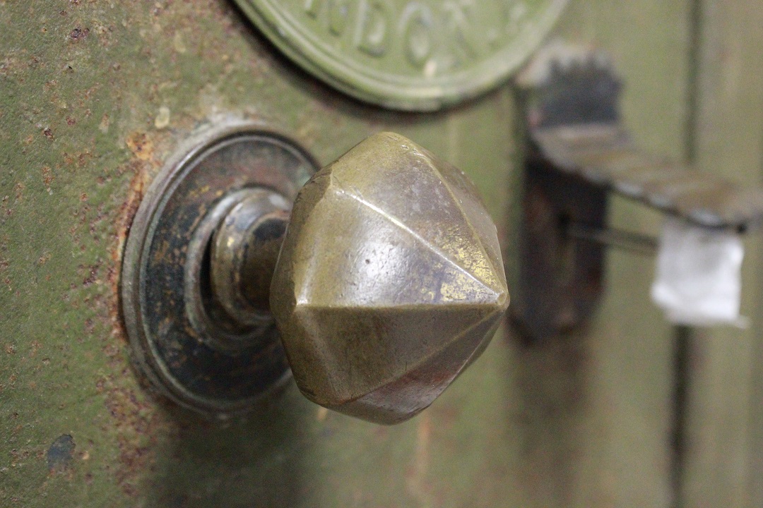 256_cassaforte_safe_inglese_english_verdone_dark_green_chiave_key_800_1800_XIX_secolo_Griffith_London_E.G._5