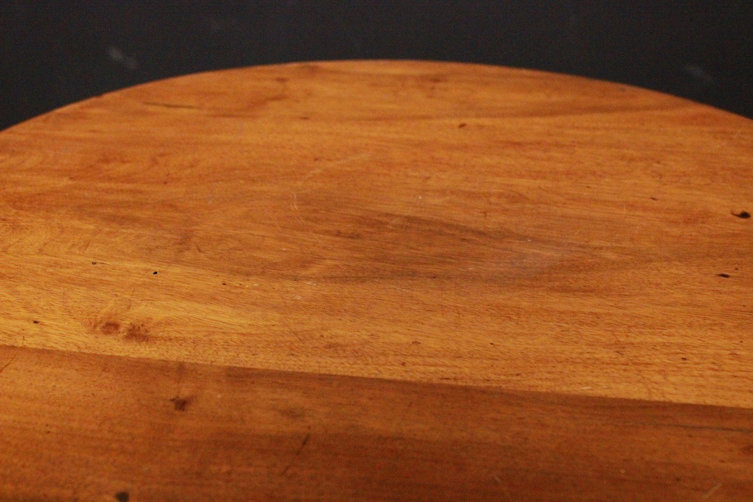 316_tavolino_tavolo_table_tondo_rotondo_round_legno_chiaro_francese_Francia_FRA_1