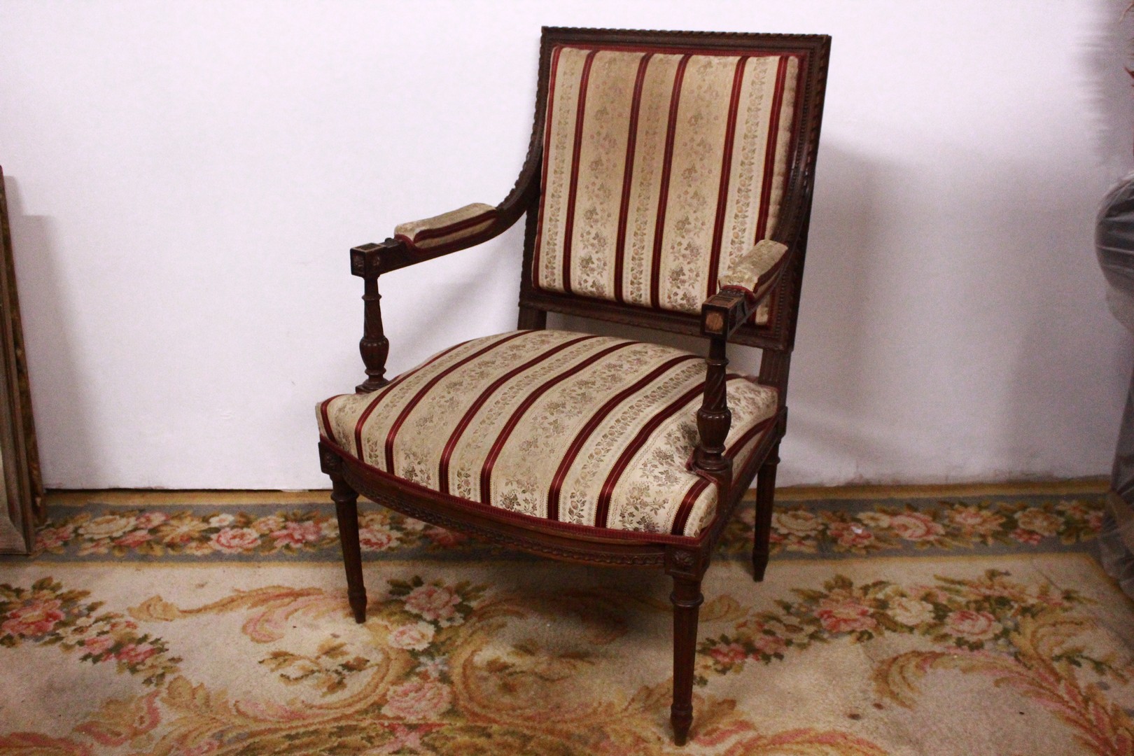 331_coppia_sedie_chairs_poltrone_poltroncine_armchairs_francia_french_francesi_XIX_3.jpg