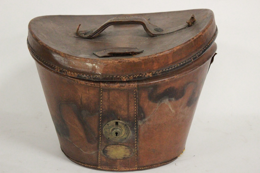 369_cappelliera_pelle_fodera_rossa_old_vintage_vecchia_cappello_5