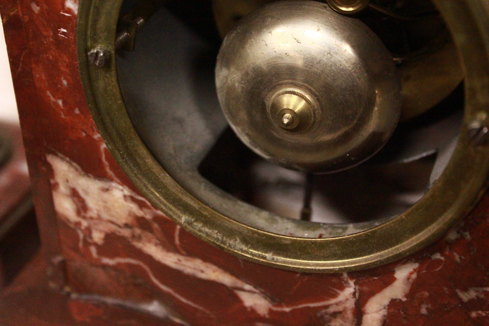 474_trittico_tris_orologio_clock_tavolo_table_candelabri_marmo_marble_bronzo_bronze_XIX_secolo_10.jpg