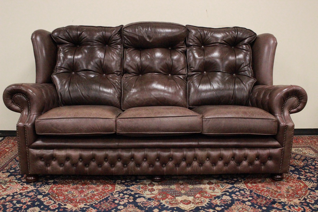 518_divano_sofa_chesterfield_3_tre_three_posti_marrone_inglese_english_brown_pelle_leather_originale_original_bergere_monk_0