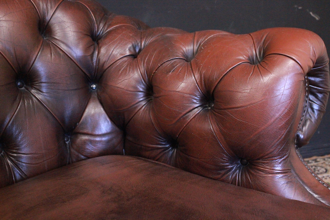 102_Chester_Chesterfield_classic_club_poltrona_armchair_marrone_brown_castano_leather_pelle_originale_original_english_inglese_UK_4