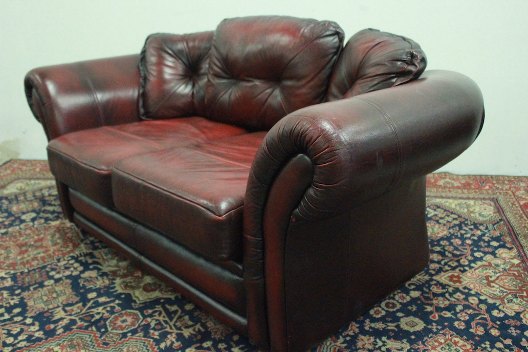 755_divano_club_sofa_chesterfield_chester_rosso_red_bordeaux_original_originale_english_inglese_leather_2_two_due_posti_pelle.6