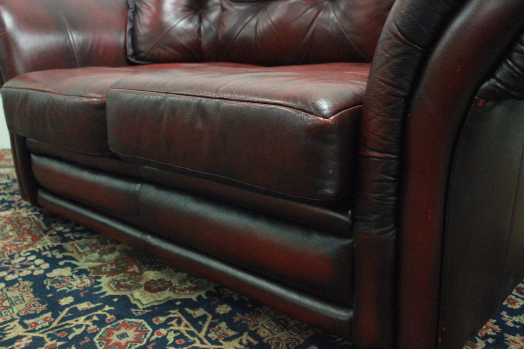 755_divano_club_sofa_chesterfield_chester_rosso_red_bordeaux_original_originale_english_inglese_leather_2_two_due_posti_pelle.7