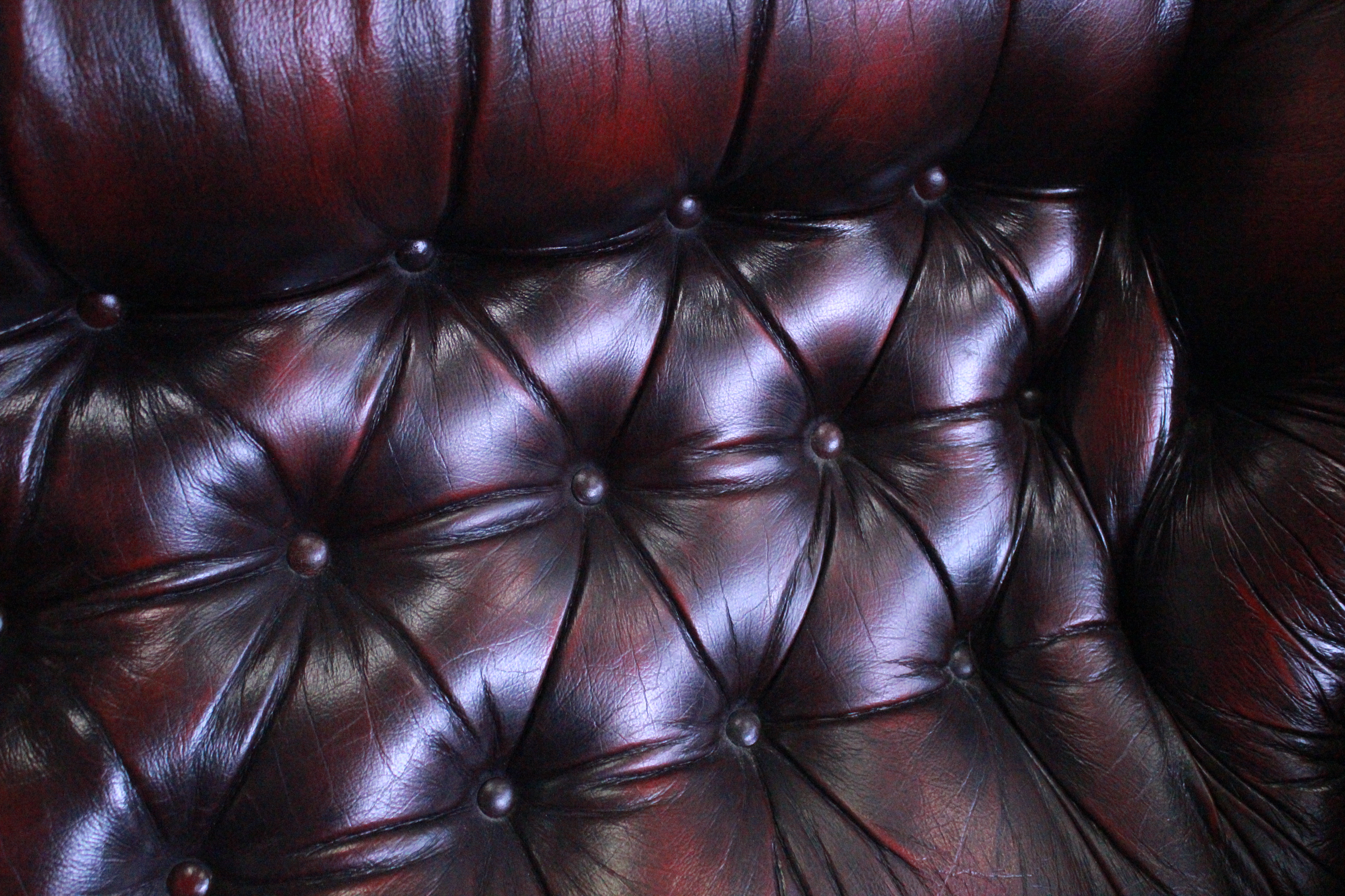 121_divano_sofa_modello_chester_chesterfield_pelle_leather_bordeaux_originale_inglese_original_english_4