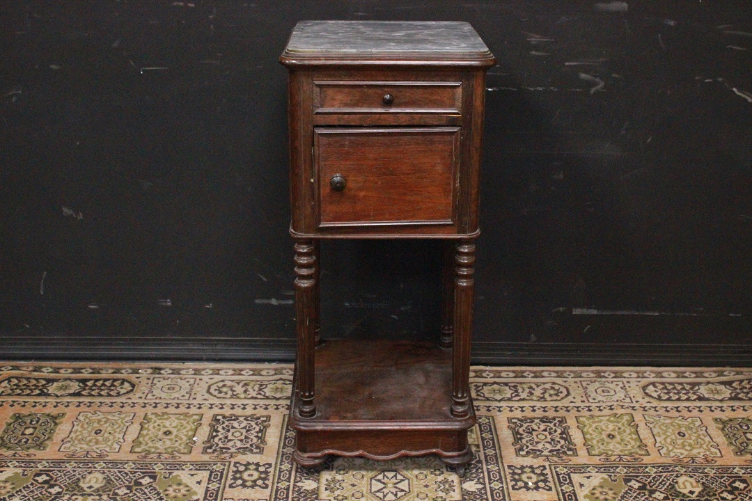 259_comodino_mobiletto_legno_marmo_porta_pitale_vaso_notte_inizio_Novecento_XX_secolo_francese_Francia_FRA_7