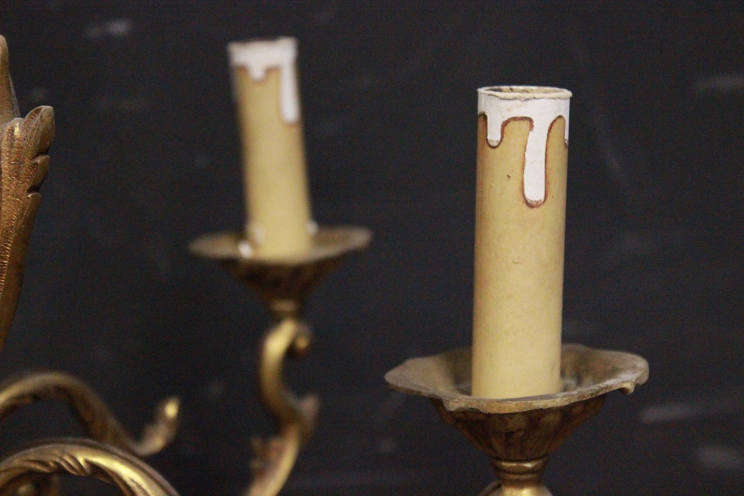 384_lampadario_6_sei_luci_luce_metallo_bracci_dorati_seconda_metà_X_secolo_2