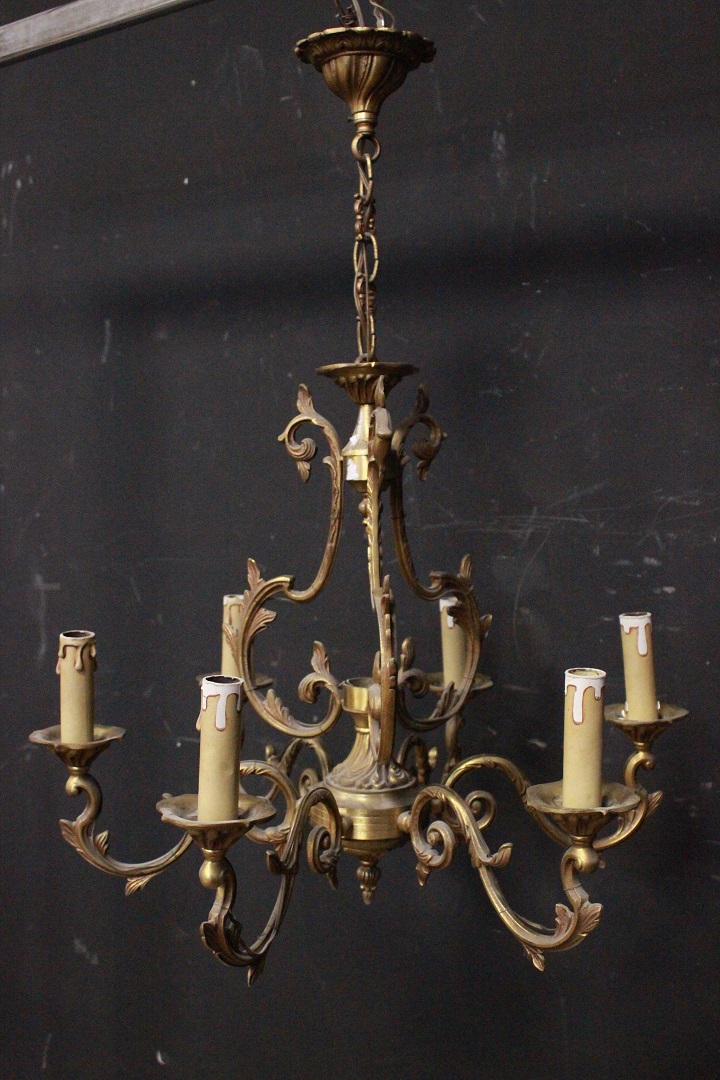 384_lampadario_6_sei_luci_luce_metallo_bracci_dorati_seconda_metà_X_secolo_6