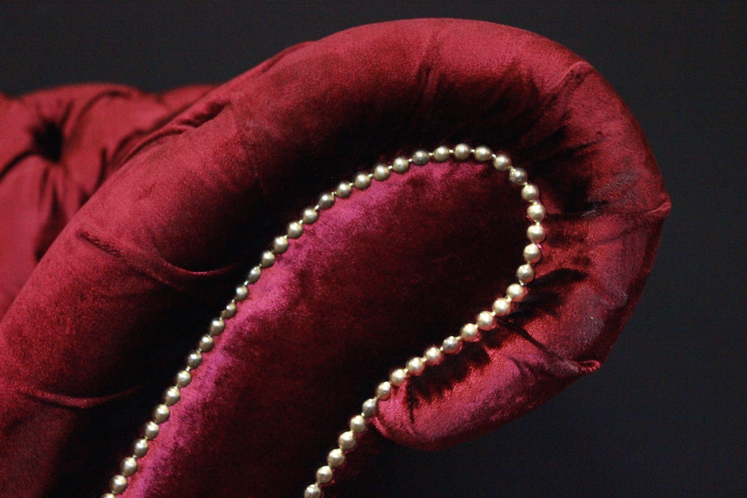 660_poltrona_club_armchair_chesterfield_chester_fucisa_velluto_velvet_original_originale_english_inglese_3