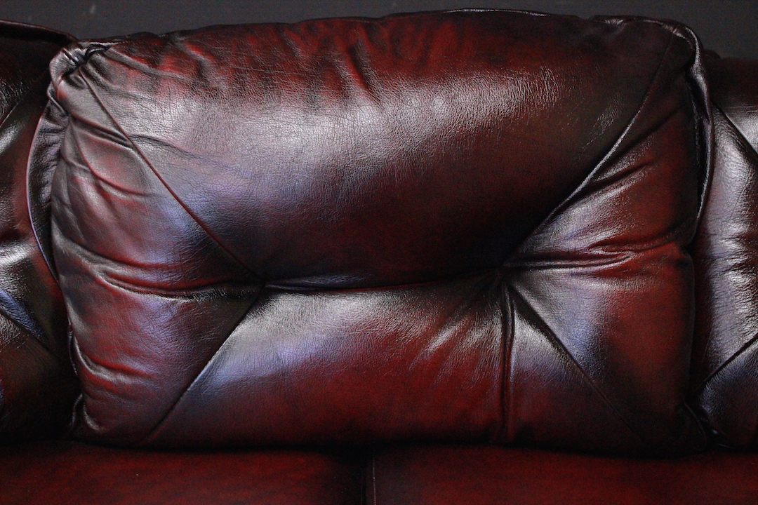 624_divano_sofa_modello_chesterfield_chester_3_three_tre_posti_bordeaux_inglese_english_pelle_leather_5