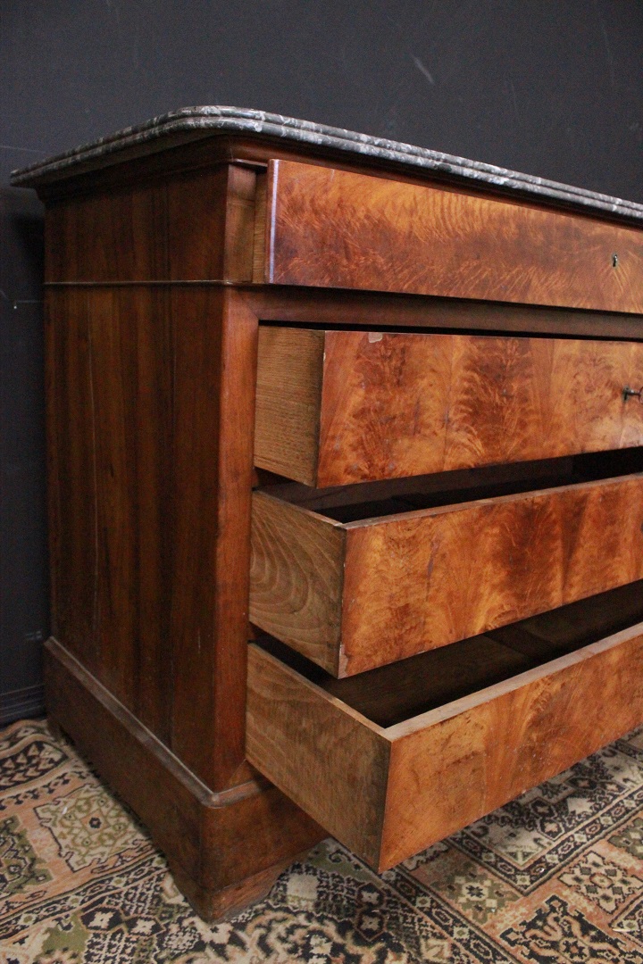 112_cassettone_legno_piuma_mogano_ripiano_marmo_fine_XIX_secolo_francese_Francia_FRA_3