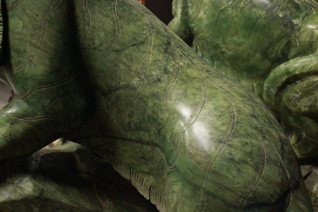 360_coppia_due_tigri_scultura_statua_nefrite_verde_seconda_metà_Novecento_XX_secolo_26