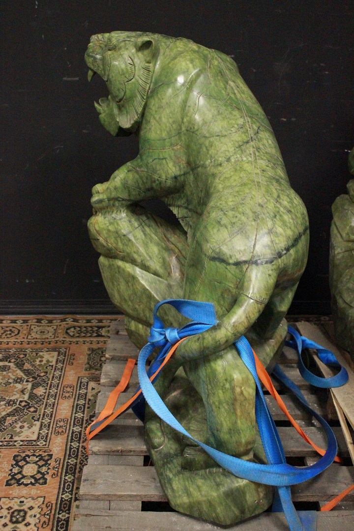 360_coppia_due_tigri_scultura_statua_nefrite_verde_seconda_metà_Novecento_XX_secolo_30