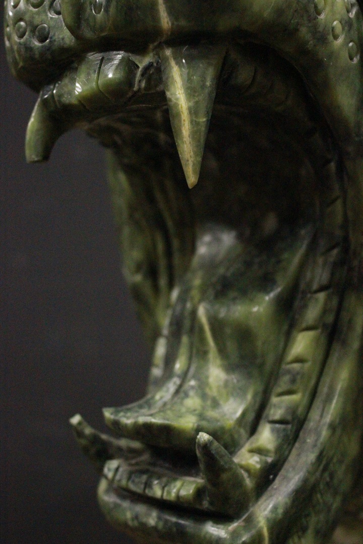 360_coppia_due_tigri_scultura_statua_nefrite_verde_seconda_metà_Novecento_XX_secolo_5