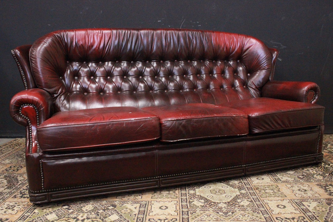 669_Divano_Sofa_Chester_Chesterfield_tre_posti_3_three_seater_bergere_leather_pelle_bordeaux_originale_original_english_inglese_UK_3