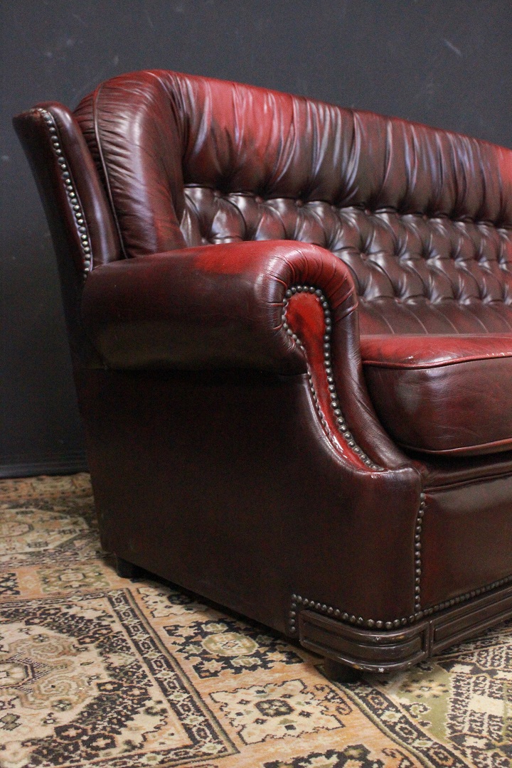 669_Divano_Sofa_Chester_Chesterfield_tre_posti_3_three_seater_bergere_leather_pelle_bordeaux_originale_original_english_inglese_UK_6