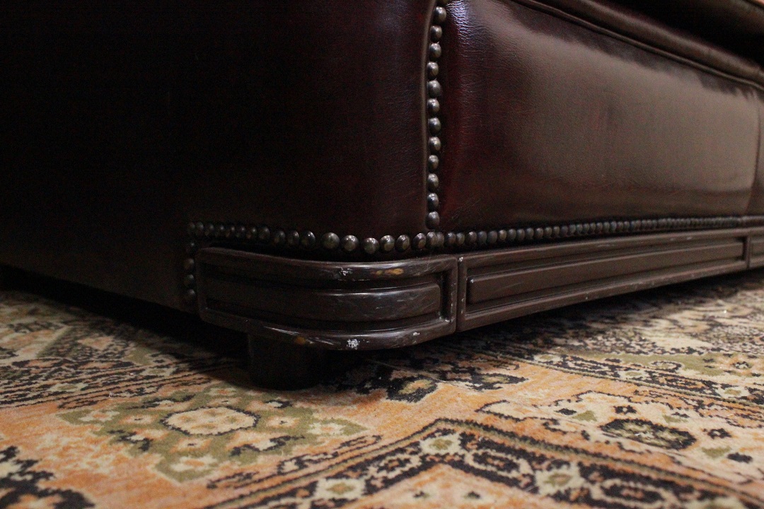 669_Divano_Sofa_Chester_Chesterfield_tre_posti_3_three_seater_bergere_leather_pelle_bordeaux_originale_original_english_inglese_UK_7