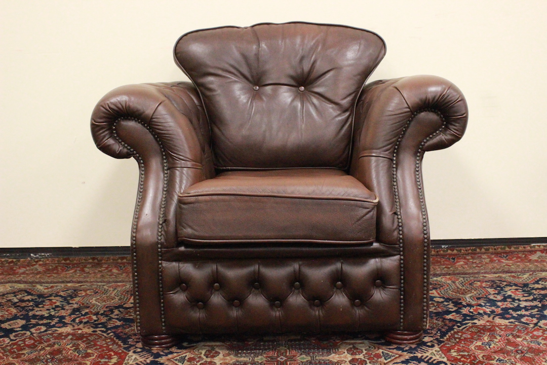 679_poltrona_armchair_chesterfield_club_marrone_cioccolato_inglese_english_chocolate_brown_pelle_leather_originale_original_UK_3