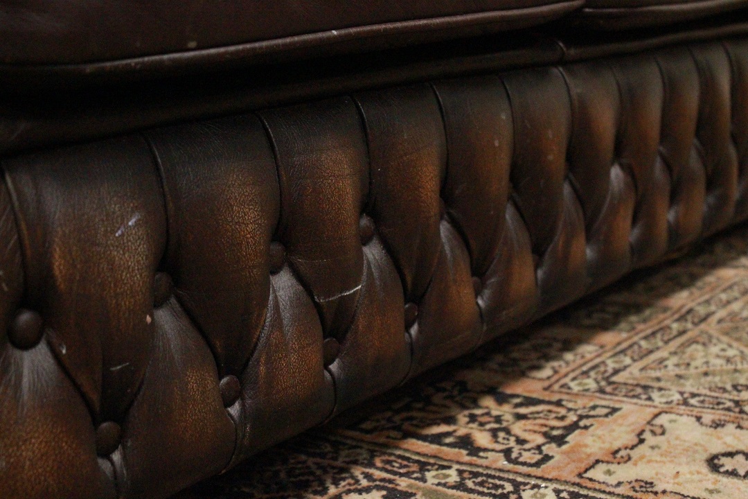 687_Divano_Sofa_Chester_Chesterfield_bergere_tre_posti_three_3_leather_pelle_marrone_capriolo_brown_originale_original_english_inglese_UK_7