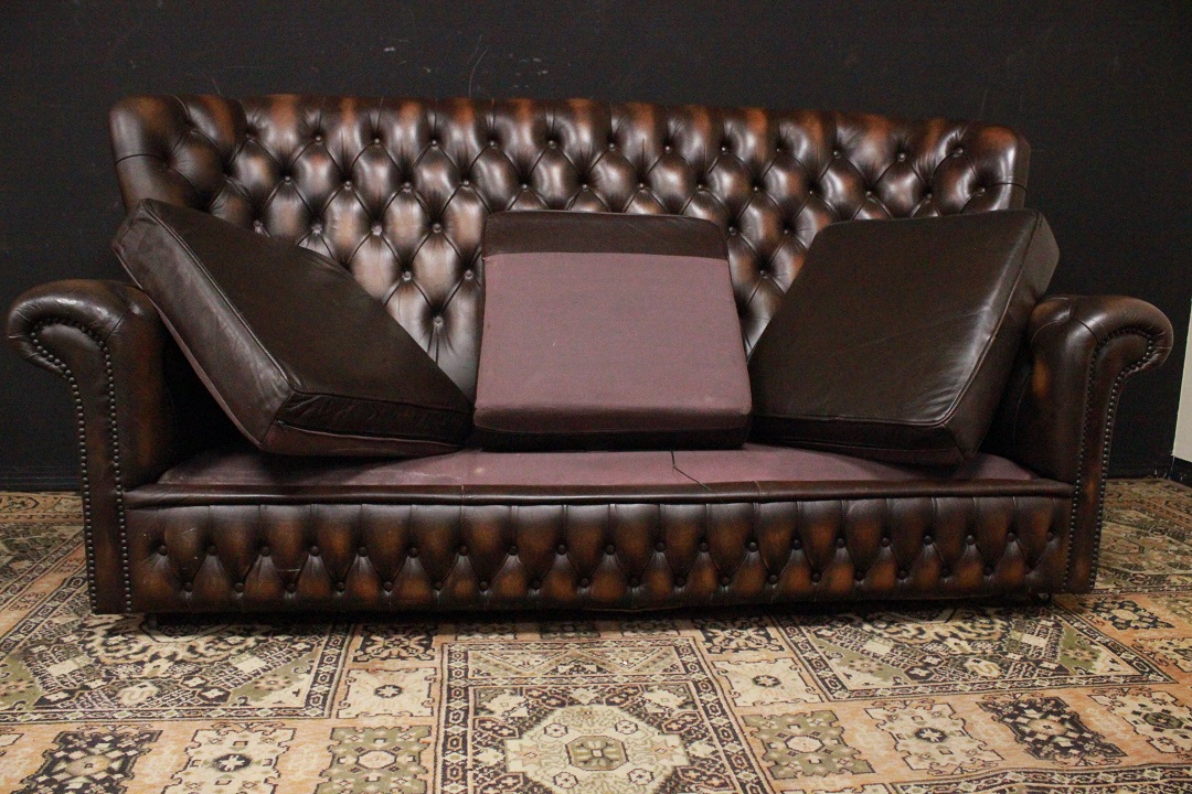 687_Divano_Sofa_Chester_Chesterfield_bergere_tre_posti_three_3_leather_pelle_marrone_capriolo_brown_originale_original_english_inglese_UK_8