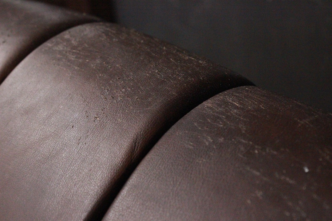 688_chester_chesterfield_divano_3_three_tre_posti_seater_club_sofa_marrone_brown_pelle_leather_originale_ inglese_original_UK_7