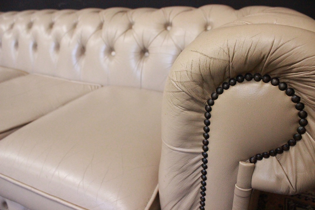 494_divano_sofa_club_chester_chesterfield_pelle_leather_bianco_white_avorio_ivory_originale_inglese_original_english__UK_3_posti_three_5