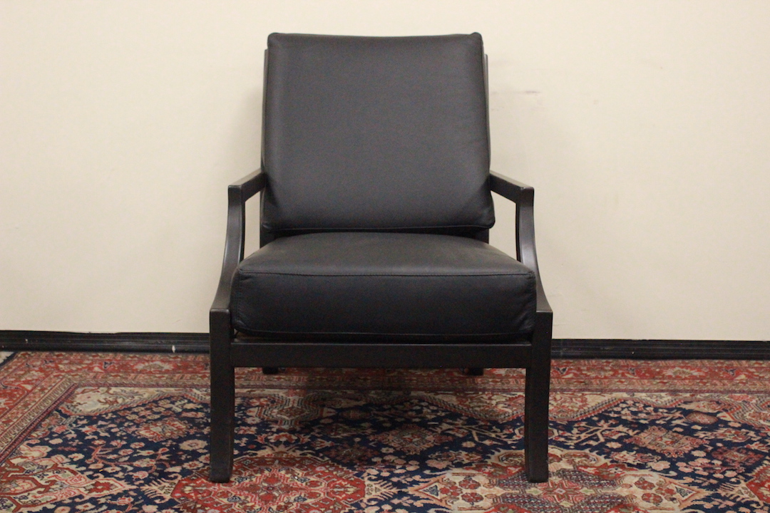 691_poltrona_armchair_design_leather_pelle_nera_black_legno_nero_black_wood_dopo_2000_italia_italy_origine_0