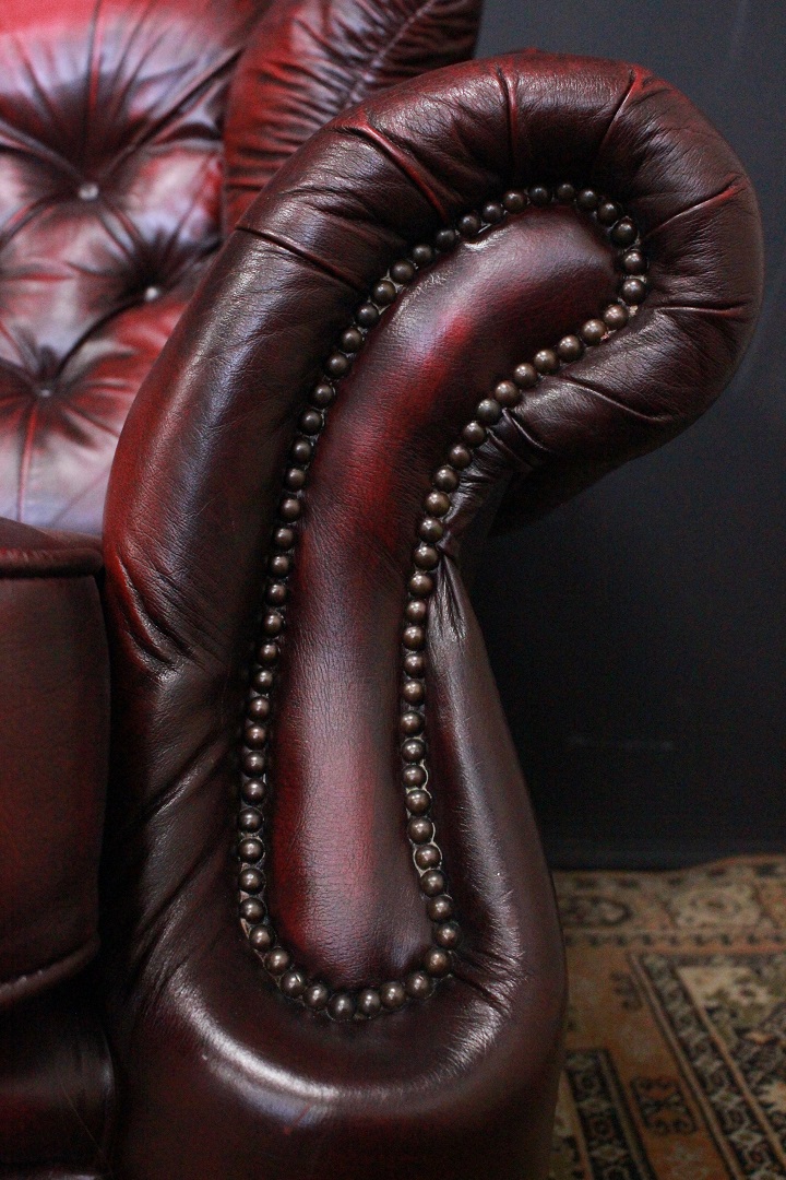 694_Divano_Sofa_Chester_Chesterfield_bergere_leather_pelle_rosso_bordeaux_originale_original_english_inglese_UK_1
