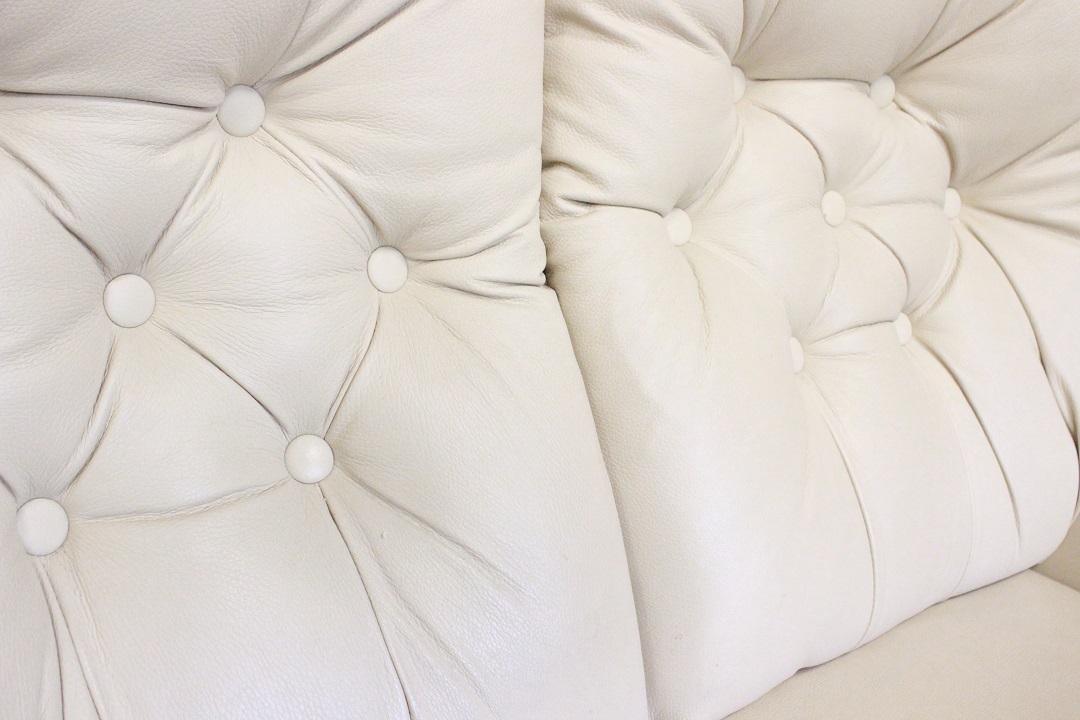 335_divano_bergere_sofa_chesterfield_chester_bianco_creme_white_original_originale_english_inglese_leather_2_two_due_posti_pelle_UK_1