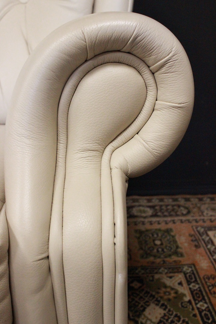 335_divano_bergere_sofa_chesterfield_chester_bianco_creme_white_original_originale_english_inglese_leather_2_two_due_posti_pelle_UK_2