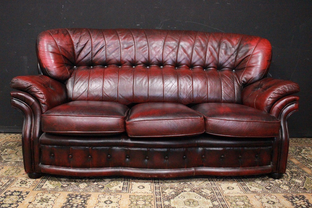 591_divano_bergere_sofa_chesterfield_chester_bordeaux_rosso_red_original_originale_english_inglese_leather_3_three_tre_posti_pelle_inglese_UK_3
