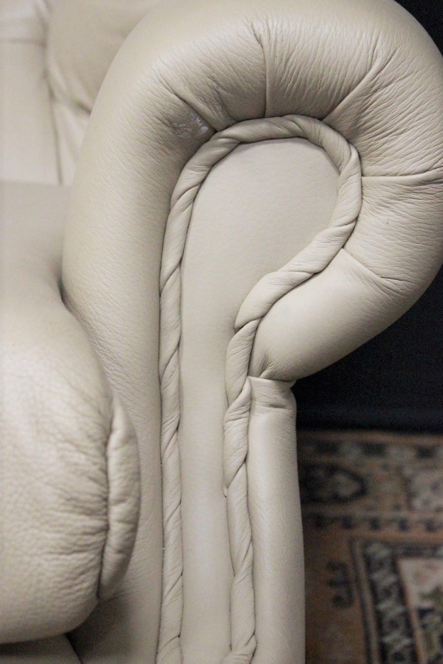 357_divano_sofa_bergere_chester_chesterfield_pelle_leather_beige_originale_inglese_original_english__UK_3_posti_three_1
