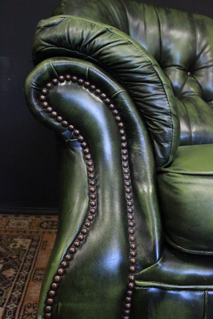 380_divano_sofa_modello_bergere_chester_chesterfield_pelle_leather_verde_green_originale_inglese_original_english_3_posti_three_UK_1