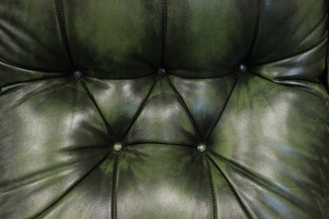 380_divano_sofa_modello_bergere_chester_chesterfield_pelle_leather_verde_green_originale_inglese_original_english_3_posti_three_UK_2