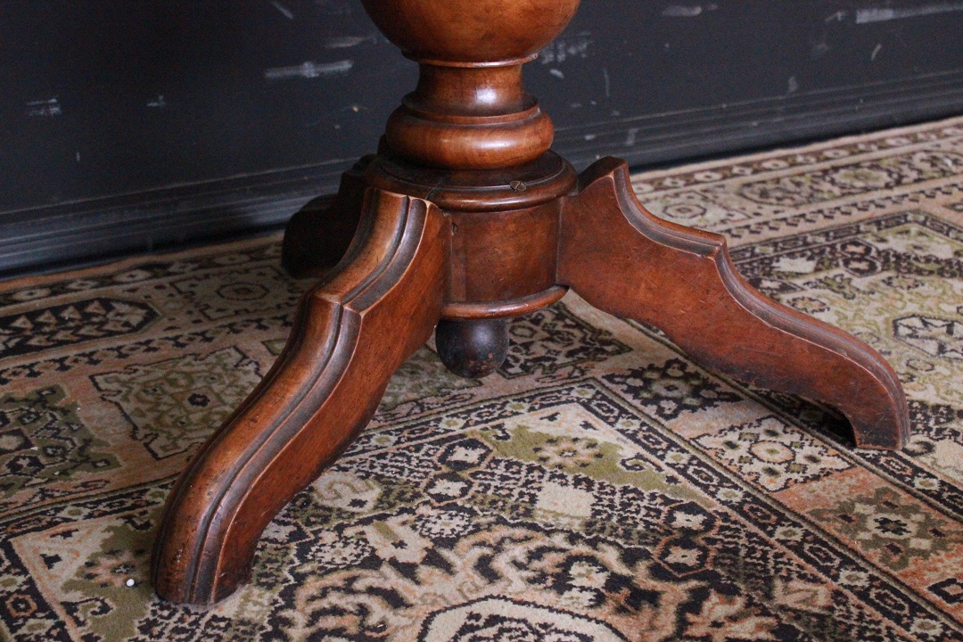 383_tavolo_table_legno_wood_rotondo_fine_XIX_inizio_XX_francese_Francia_FRA_2